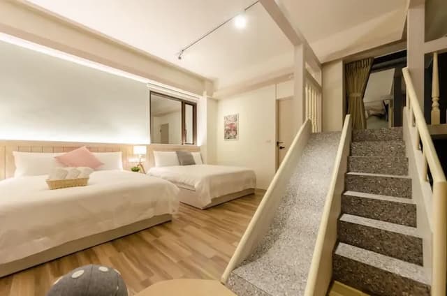 山拾日光｜10~18人包棟｜寵物友善、電動麻將、KTV、烤肉-18人包棟｜雙人房*1.四人房*1.六人房*2-5