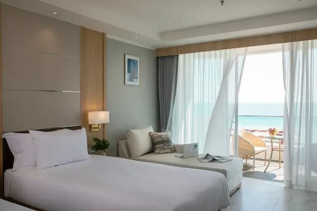 伊斯汀度假村 羅勇府 (Eastin Resort Rayong)-高級海景房｜一大床或兩小床 (含早餐) 不可退訂 (Ocean's Edge (Room with breakfast) No refund-1