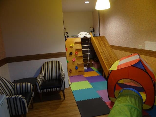 스카이 라운지 b&b, 대만, 일월담, 시투 근처 seukai launji b&b, daeman, il-woldam, situ geuncheo-Parent-child Game Quadruple Room-5