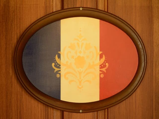 브루리스 던 Brulee's done-Family room-3