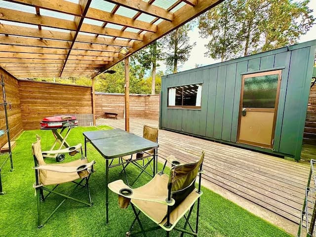 BULLs 캠프 [후지산 기슭, 자연에 둘러싸인 반려동물과 함께 묵을 수 있는 게스트하우스].-【1일 1組限定】프리미엄 빌라, 비일상을 맛볼 수 있는 프라이빗한 공간【텐트 사우나 포함・반려동물 OK!】-1