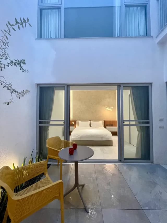 一樓101花園漫漫雙人套房(Queen size)