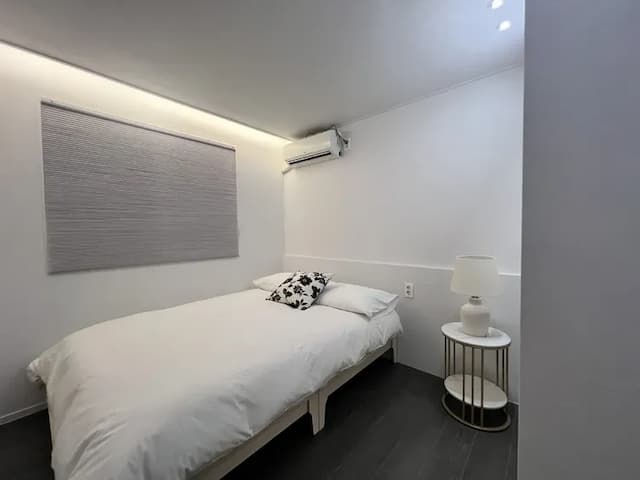 明蘇的家 IV1｜近弘大入口站 京義線書街-5-16人入住-3