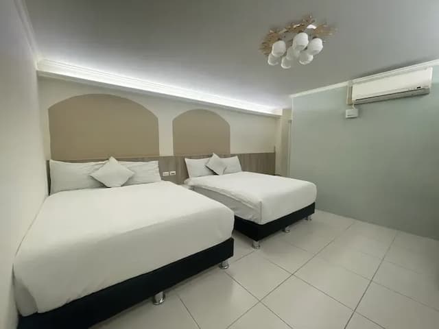 熊之蜜民宿-四人房－附陽台-3