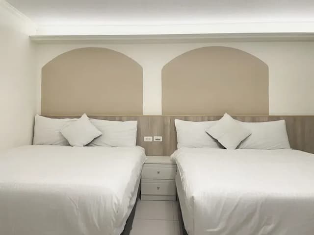 熊之蜜民宿-四人房－附陽台-2