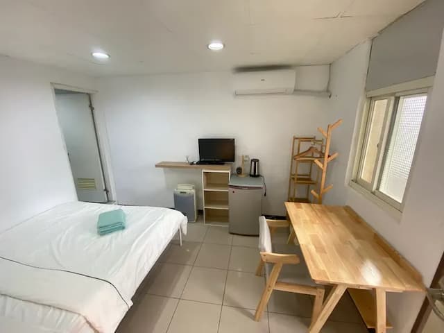 Traveller Apartment-Traveller Apartment 大陽台套房-1