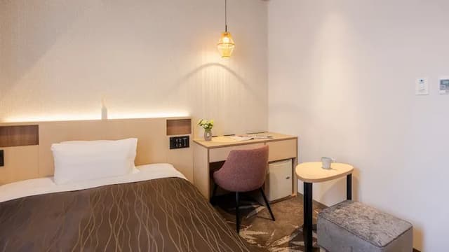 仙台ワシントンホテル-2024年改装【禁煙】PCデスク付ダブル：18平米／独立バス｜お子様（0～6歳）1名様まで添い寝可能【お部屋選択不可】-3