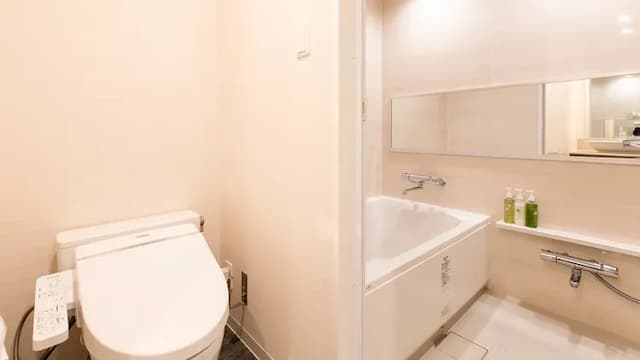 那霸格拉斯麗飯店｜縣廳前站步行5分/國際通就在眼前-[Hollywood Twin] 22 square meters, separate bathroom and toilet / non-smoking｜Two children (0-6 years old) can be brought without occupying a bed [no room selection]-4