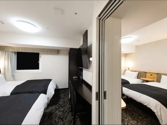 【ツイン×ツイン】T-Tコネクトフォースルーム（広さ28㎡／ベッド4台／ベッド幅110cm）