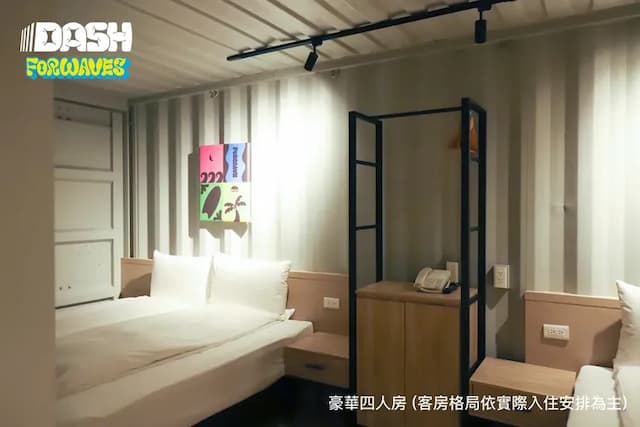 Dash Forwaves-Deluxe Quadruple Room-2