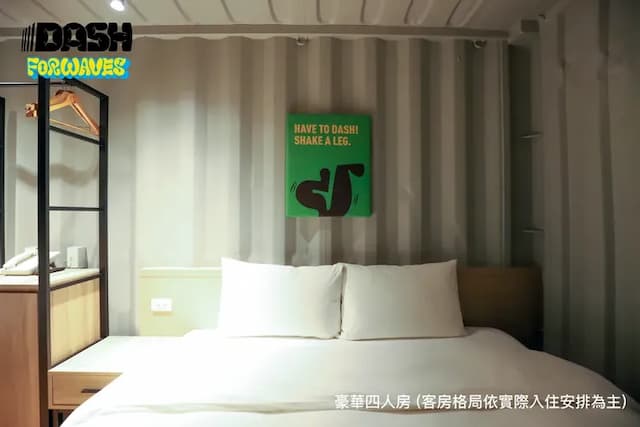 Dash Forwaves-Deluxe Quadruple Room-4