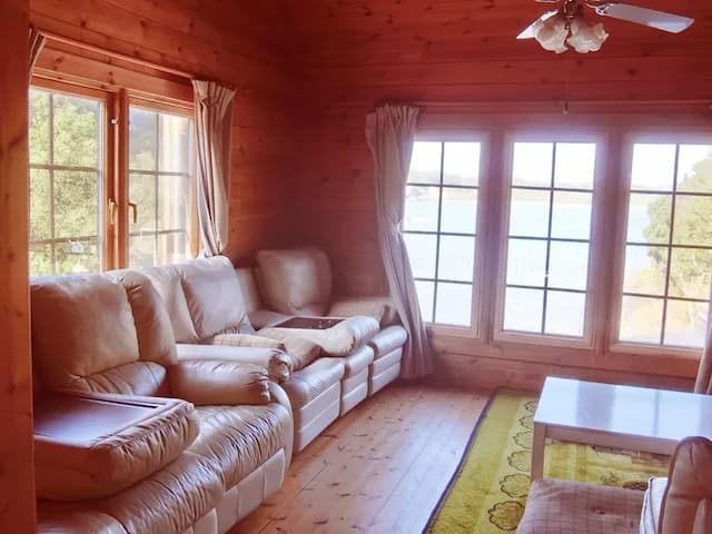 英虞湾を眼下にお寛ぎ下さい