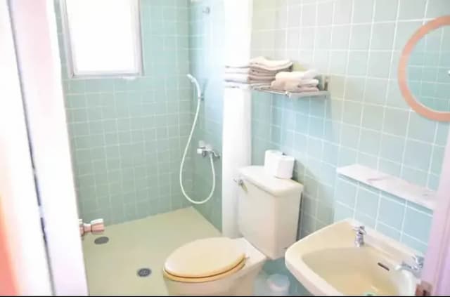 シャワー、トイレ