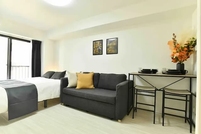 FL民宿 日本橋｜浪速區/車站步行6分/1 至 4 人/一線直達京都/40 吋電視+Netflix-位於大阪充滿活力的浪速區的舒適公寓，車站步行6分鐘，可供 1 至 4 人入住，配備 40 吋電視（可收看 Netflix）-4