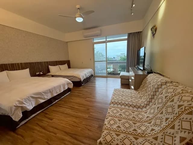 Yilan Xin Qun B&B-Quadruple Suite-11