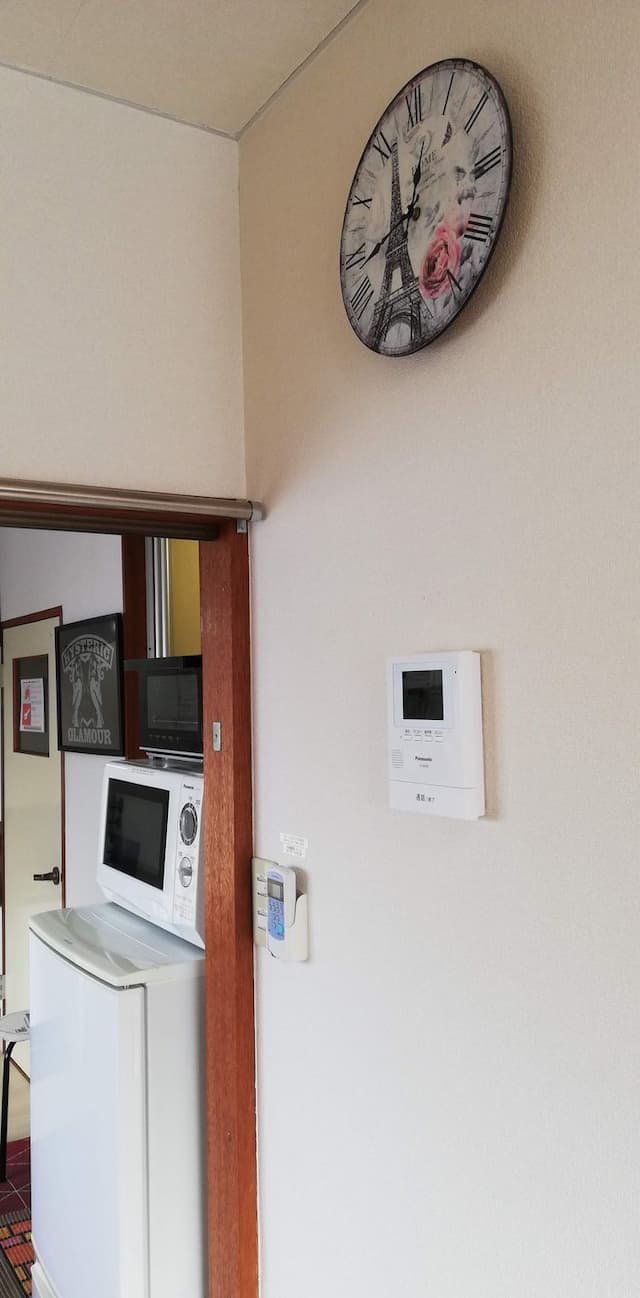 ALMAZ PLACE-# 205 Free wifi OK / park front / quiet room / parking possible (reservation system) / airport access good!-15