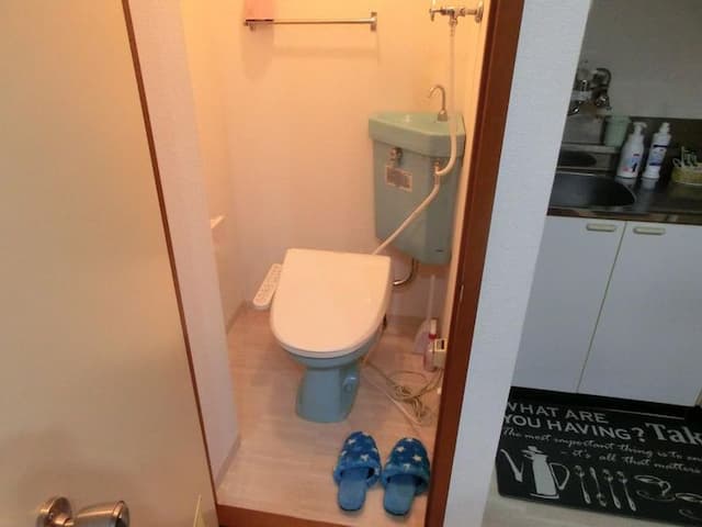 ALMAZ PLACE-# 205 Free wifi OK / park front / quiet room / parking possible (reservation system) / airport access good!-3