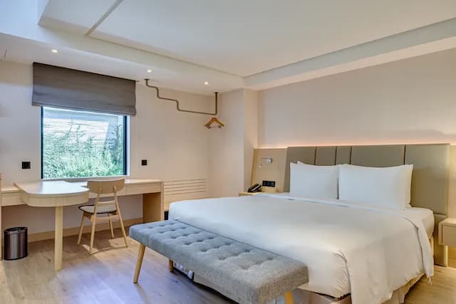 Boutech Wuri Village Hotel-Villa Deluxe Room-5