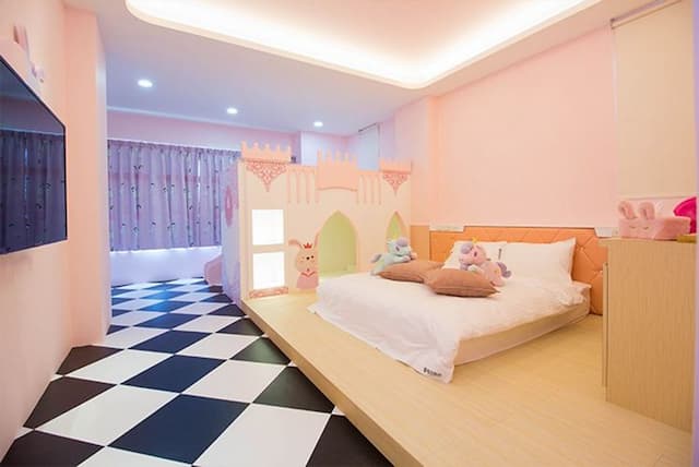 梅花森林民宿-兔子城堡(2大2小親子房)-1