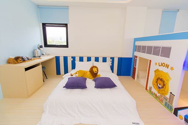 梅花森林民宿-警察獅子 (2大2小親子房)-2