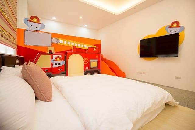 梅花森林民宿-消防大象 ( 2大2小親子房 )-4