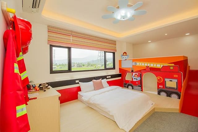 梅花森林民宿-消防大象 ( 2大2小親子房 )-1