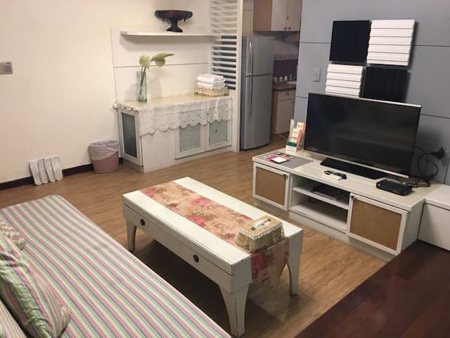 Moten Bay Hotel-Deluxe Family Quadruple Room (2 bedrooms and 1 living room)-3