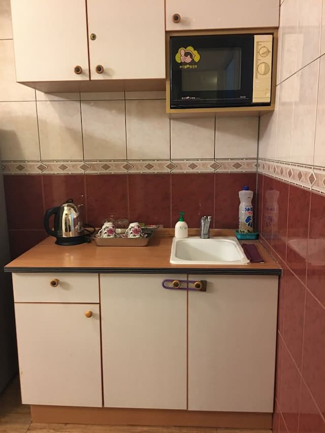 Moten Bay Hotel-Deluxe Family Quadruple Room (2 bedrooms and 1 living room)-2