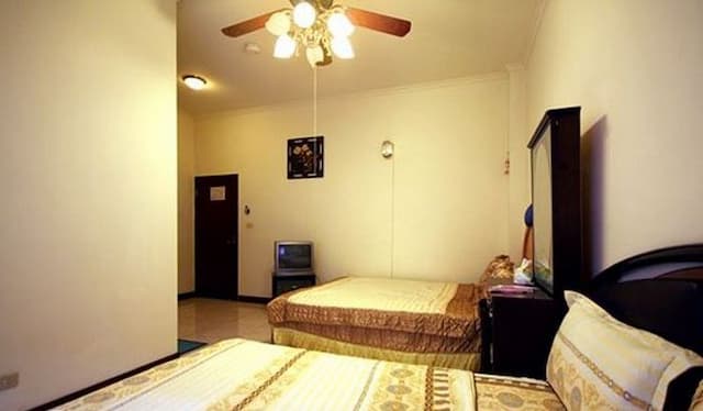 【四人套房-1】