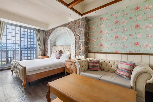 墾丁後灣 南法風情海景民宿｜近海洋生物博物館-海景豪華雙人房-附陽台-2