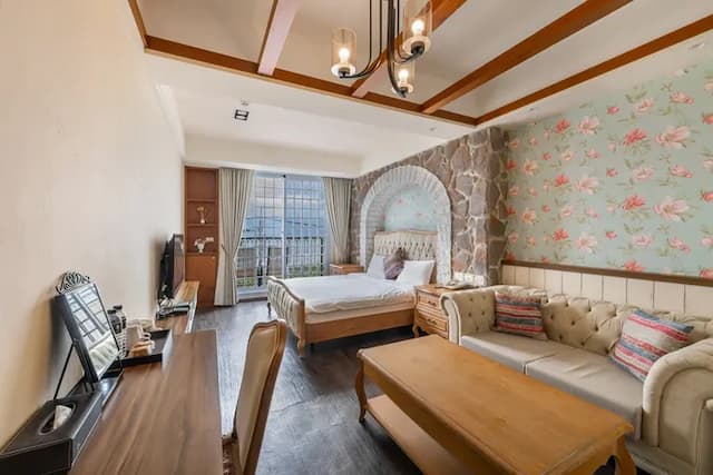 墾丁後灣 南法風情海景民宿｜近海洋生物博物館-海景豪華雙人房-附陽台-1