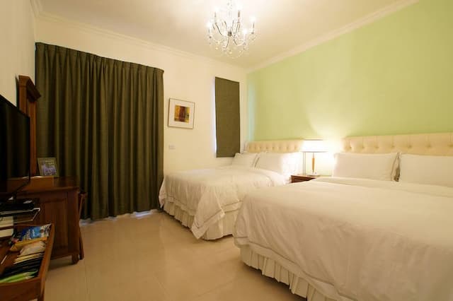 月光夏民宿-家庭四人房-2