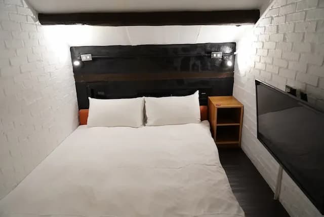 정싱 옌핑 홈스테이  (Zhengxing Yanping Homestay)-economy- Louzhonglou Double Room-7