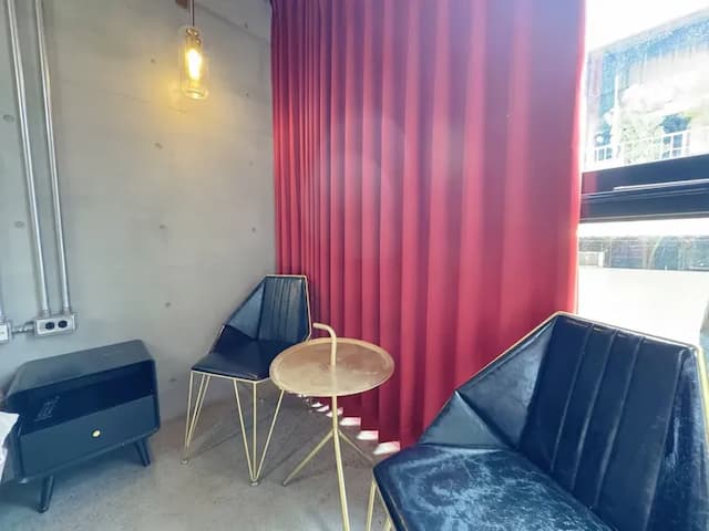 K ゴールド-Street view double room-2