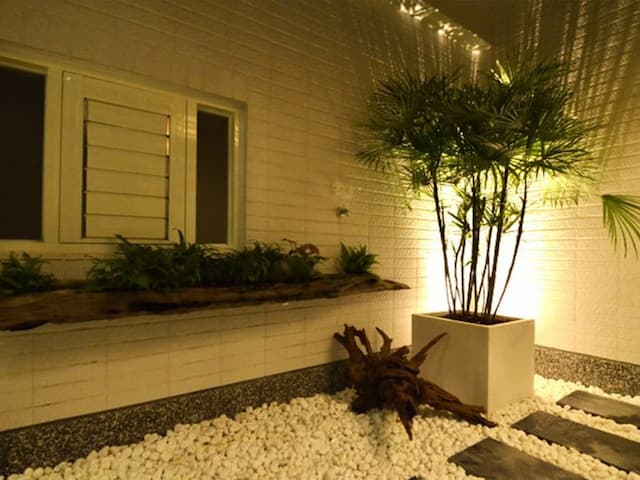 禾田旅宿-禪風4人房-附陽台.浴缸(夜景)-4