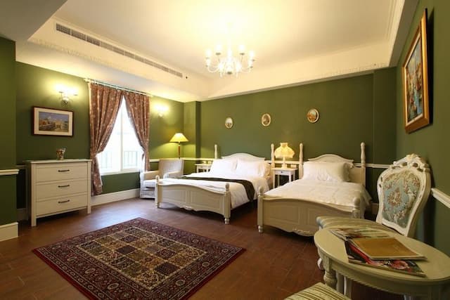 上萊茵莊園-皇后三人房2C-1