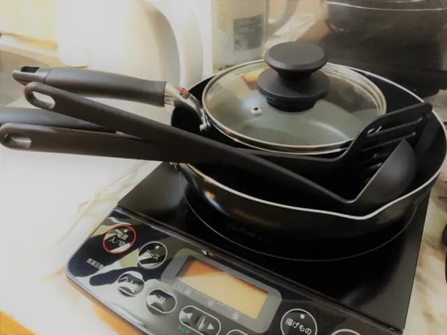 鍋類とIHクッキングヒーター
