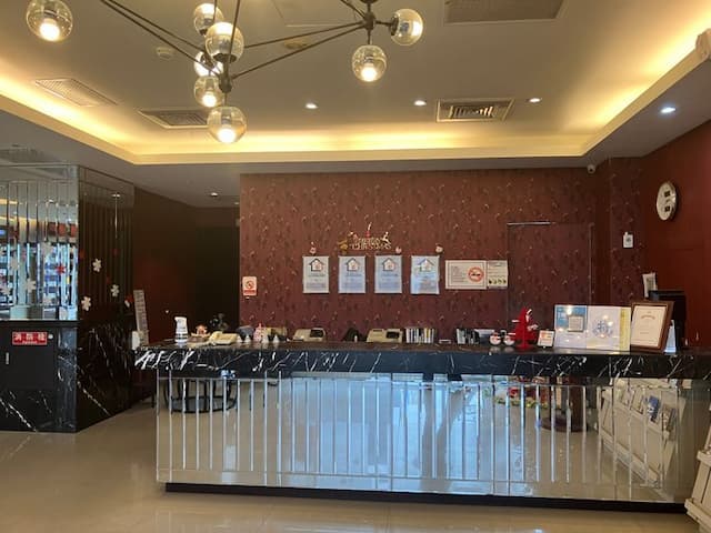 台北西門儷萊飯店-精緻雙人-有窗-6