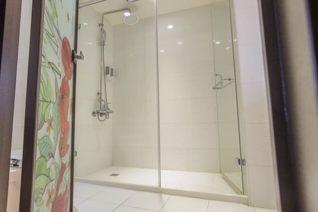 台北西門儷萊飯店-精緻家庭客房-有窗-6