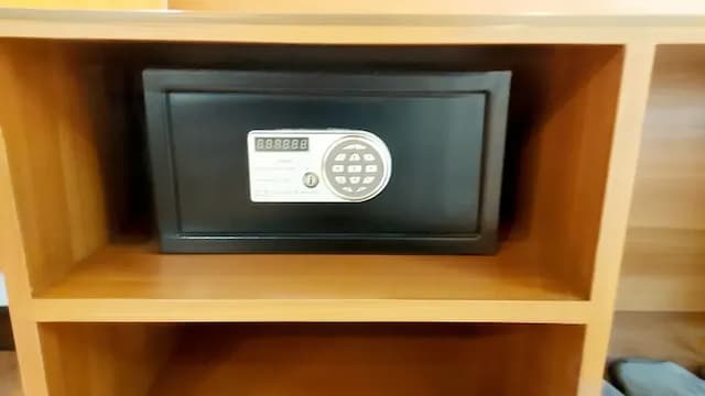 Saisawan Beach Resort Pattaya-Deluxe City View-6