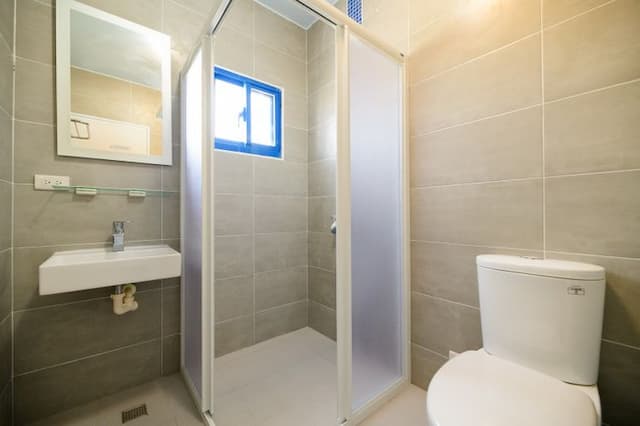 Summer Sea Hostel-whale-7