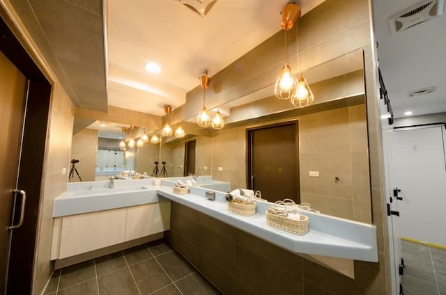 Loosha Hostel-One bed in a mixed dormitory(8 people)-8