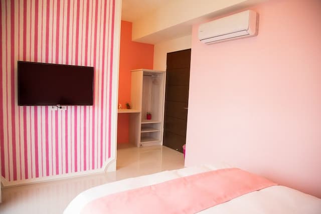 BUDDY 35-Double room (one big bed)-6