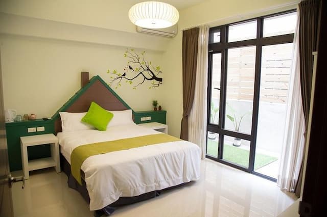 BUDDY 35-Double room (one big bed)-1