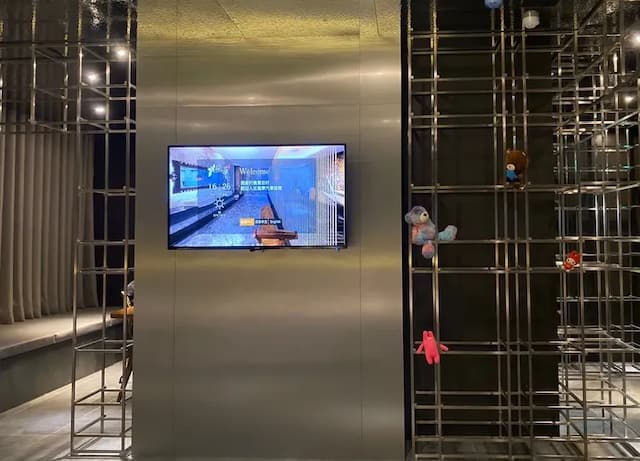 風華渡假旅館｜房內泳池、親子友善-晶鑽風華-工業風雙人房-2