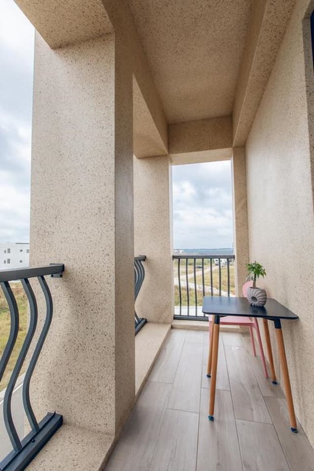 期遇度假會館-高級雙床房-附陽台-301、302-6