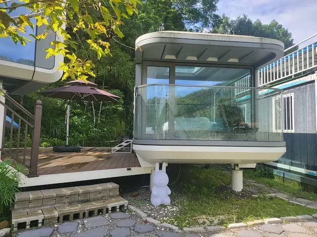 星空艙正面及露營烤肉區