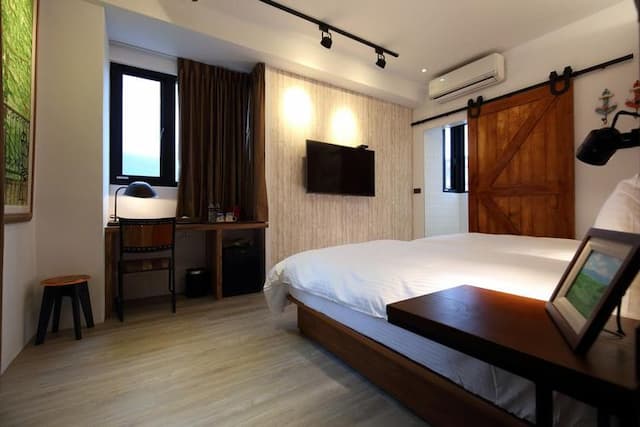 Mi Dou Li Life Hostel-Twin Room with Mountain View-3