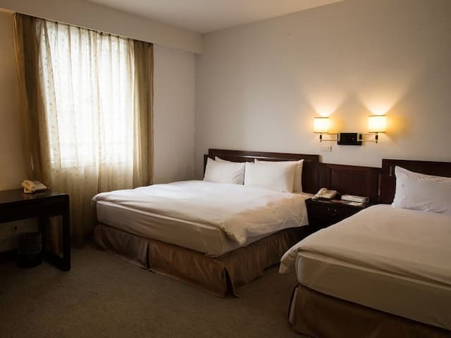 Beautiful Hotel-Family room-2