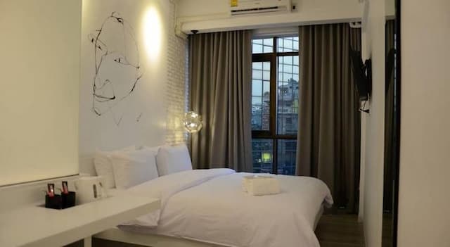 【網美打卡首選】3HOWw旅宿｜近Terminal 21 百貨-高級房-1